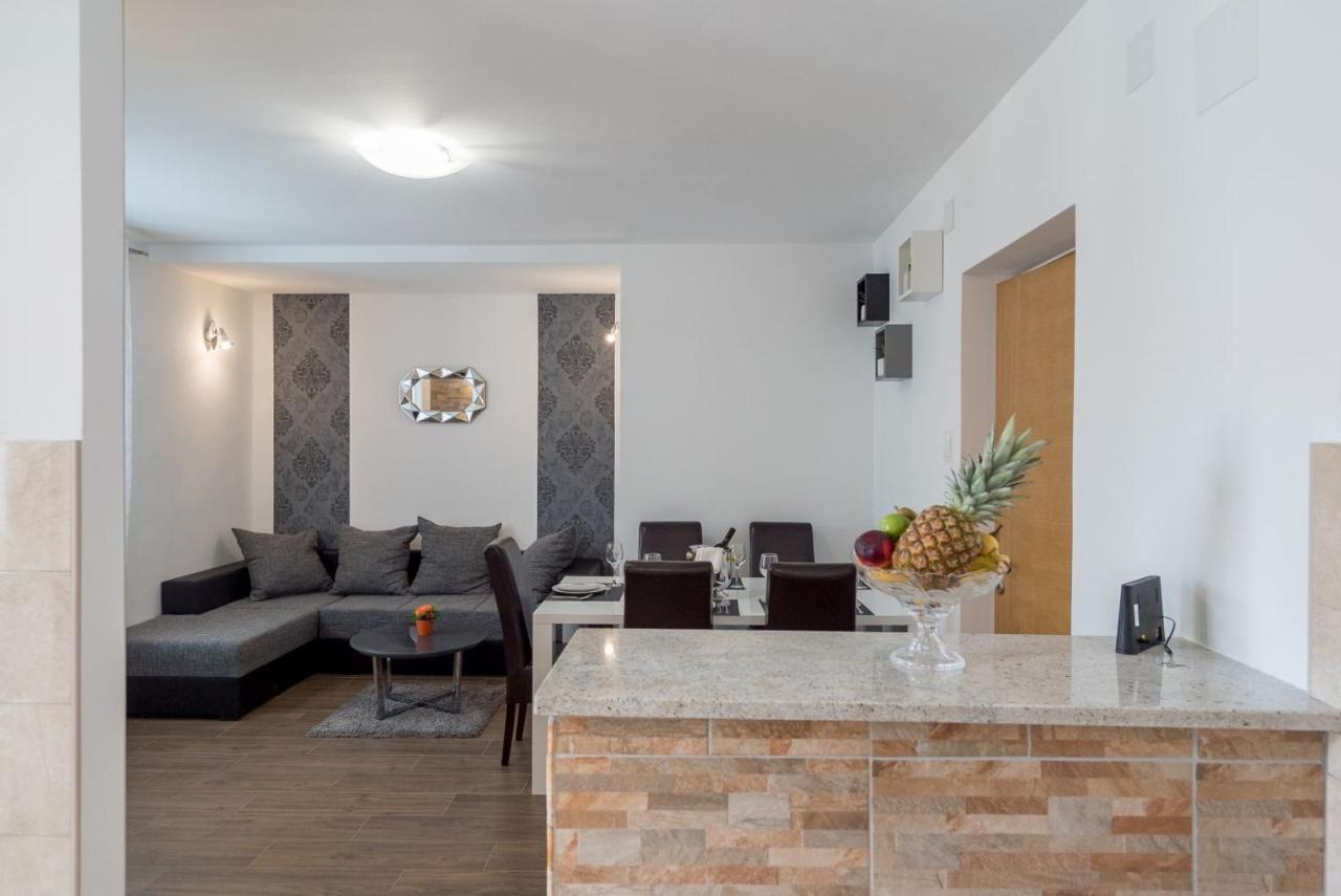 Apartment Anteo Free Parking Split Exterior foto
