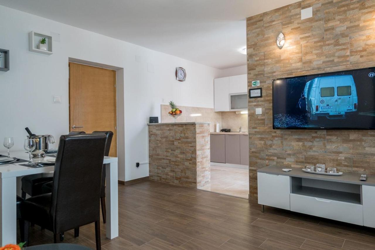 Apartment Anteo Free Parking Split Exterior foto